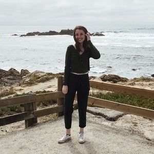 Meet your Posher, Stephanie